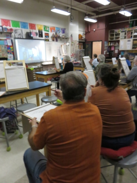 Drawing-class-Lincoln-School-Oct-21-IMG_8990-800x